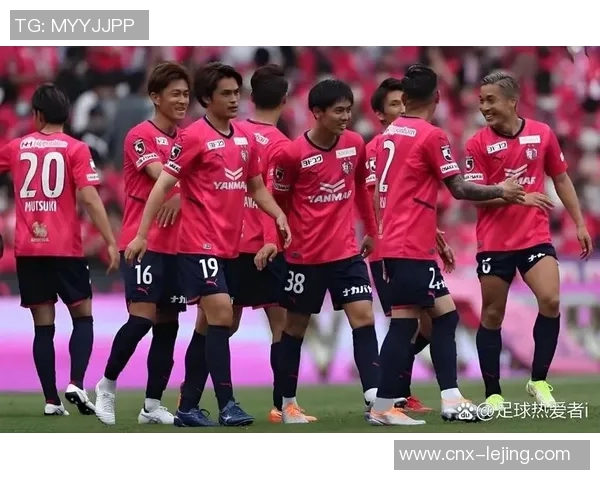 大阪钢巴与大阪樱花的激烈对决展现城市足球的魅力与激情